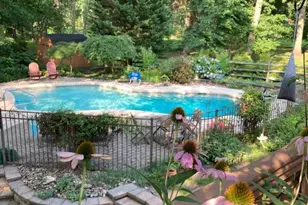 212 Monroe Ave, Montgomery Township, NJ 08502 - Photo 2