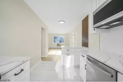 372 Valley St #G2, South Orange, NJ 07079 - Photo 2