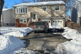 211 E 10th Ave, Roselle, NJ 07203 - Photo 1