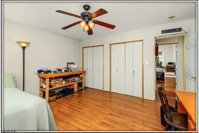 3 Sleepy Hollow Rd, Hampton Township, NJ 07860 - Photo 16