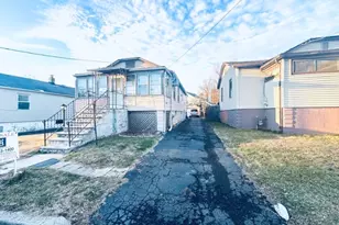 28 Silzer Ave, Woodbridge Township, NJ 08830 - Photo 2