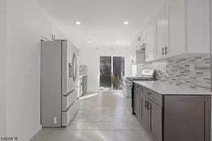 30 Warman St, Montclair, NJ 07042 - Photo 12