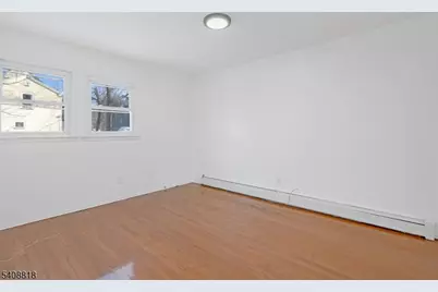 30 Warman St, Montclair, NJ 07042 - Photo 18