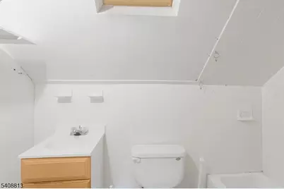 243 N 12th Pl, Prospect Park, NJ 07508 - Photo 24