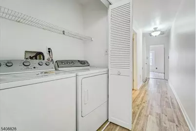 5 Leahy Ct, Franklin Township, NJ 08873 - Photo 12