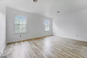 5 Leahy Ct, Franklin Township, NJ 08873 - Photo 14