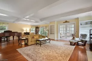 12 Edgewood Rd, Edison Twp., NJ 08820 - Photo 8