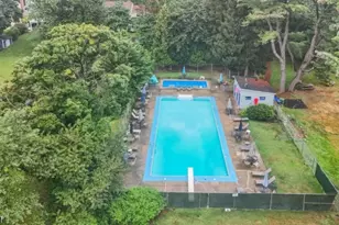 12 Edgewood Rd, Edison Twp., NJ 08820 - Photo 48