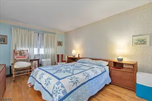 12 Lake Ave, Franklin Township, NJ 08873 - Photo 18