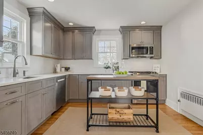 5 Inness Pl, Glen Ridge, NJ 07028 - Photo 12