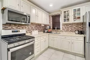 238 E 8th Ave, Roselle, NJ 07203 - Photo 8