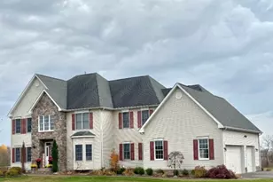 39 Sky Manor Rd, Franklin Township, NJ 08867 - Photo 2