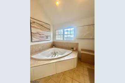 39 Sky Manor Rd, Franklin Township, NJ 08867 - Photo 28