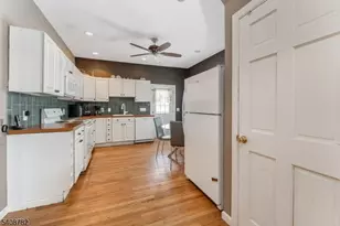 37 E Somerset St, Raritan, NJ 08869 - Photo 10