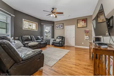 37 E Somerset Street, Raritan, NJ 08869 - Photo 8