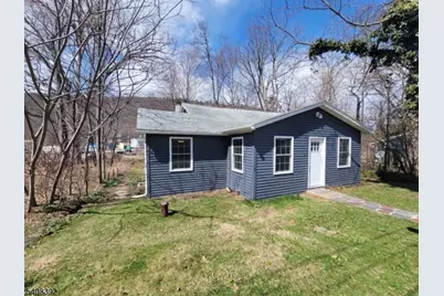 4 Henry St, Frankford Township, NJ 07826 - Photo 1