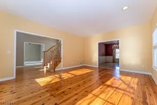 5 Southgate Dr, Clinton Township, NJ 08801 - Photo 10