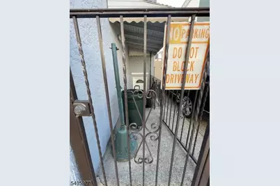 332 Lafayette St, Newark, NJ 07105 - Photo 36