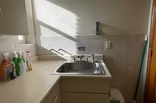 332 Lafayette St, Newark, NJ 07105 - Photo 8