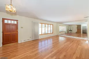 633 Plainfield Ave, Berkeley Heights Township, NJ 07922 - Photo 4