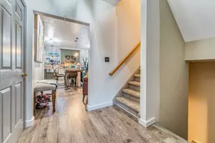 44 Alexandra Way, Clinton, NJ 08809 - Photo 2