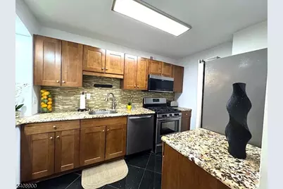 1203 River Rd #19K, Edgewater, NJ 07020 - Photo 6