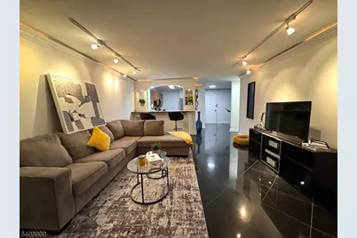 1203 River Rd #19K, Edgewater, NJ 07020 - Photo 4