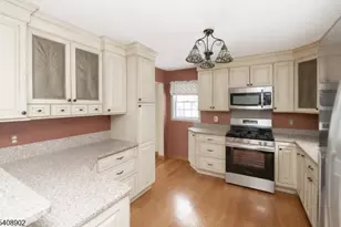 17 River View Dr, Hardwick Township, NJ 07825 - Photo 18