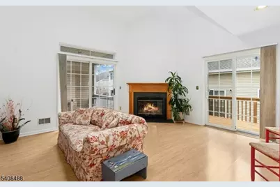 14 Schindler Ct, Chatham, NJ 07928 - Photo 6