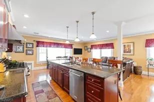 7 Wayland Dr, Verona Twp., NJ 07044 - Photo 6