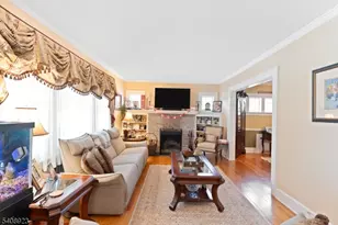 7 Wayland Dr, Verona Twp., NJ 07044 - Photo 10