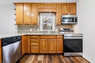 541 Green Pond Rd, Rockaway Township, NJ 07866 - Photo 6