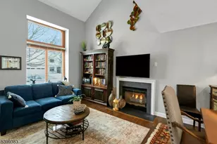 16 Tall Oaks Ln, Mount Olive, NJ 07828 - Photo 4