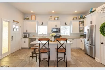 8 Lesko Ter, Ogdensburg, NJ 07439 - Photo 1