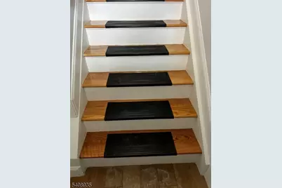 570 S 12th St #1, Newark, NJ 07103 - Photo 22