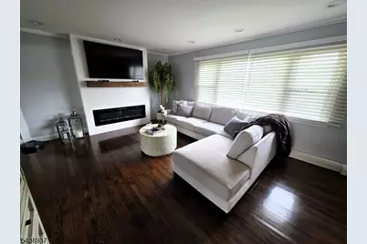 2620 Eleanor Ter, Union Township, NJ 07083 - Photo 4