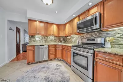 22 Woodlot Rd, Wayne, NJ 07470 - Photo 10