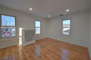 13 Orchard St, Bloomingdale, NJ 07403 - Photo 16