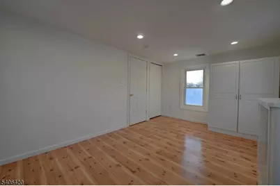 13 Orchard St, Bloomingdale, NJ 07403 - Photo 20