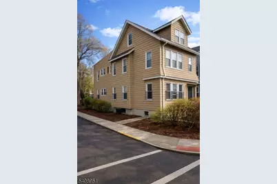 48 Oak Ave, Irvington, NJ 07111 - Photo 2