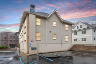 453 A Springfield Ave, Berkeley Heights Township, NJ 07922 - Photo 18