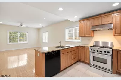 453A Springfield Avenue, Berkeley Heights Township, NJ 07922 - Photo 4