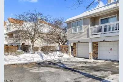 39 Loch Ln, Roxbury Township, NJ 07852 - Photo 2