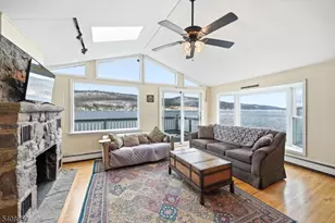 8 Wendy Way, Greenwood Lake, NY 10925 - Photo 16