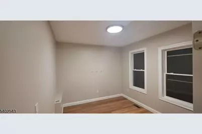 115 Wallington Ave, Wallington, NJ 07057 - Photo 12