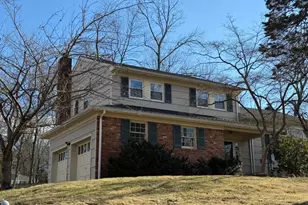 126 Sagamore Dr, New Providence, NJ 07974 - Photo 1