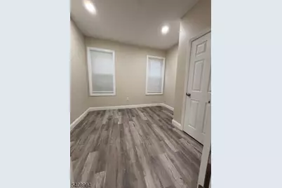 811 S13th, Newark, NJ 07108 - Photo 6