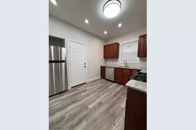 811 S13th, Newark, NJ 07108 - Photo 2