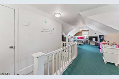 102 Barnsdale Rd, Clifton, NJ 07013 - Photo 12