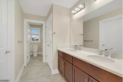 2 Maddie Ct, Woodbridge Township, NJ 07067 - Photo 28